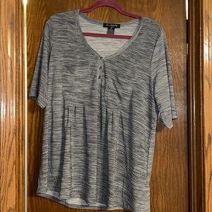 Grey short sleeve shirt